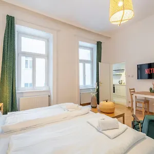cosy-nest-close-to-the-center-apartment.vienna-besthotels.com/