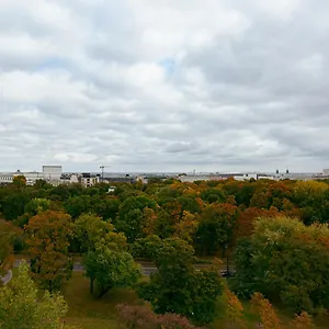 Apartament Przechodnia 2 Yellow - Biurko Oraz Wygodny Fotel Do Pracy - Better, Warszawa