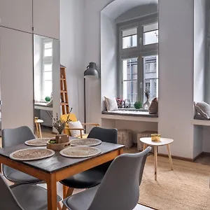 https://sunset-boho-city-center-by-uniquerent.hotelswroclaw.com